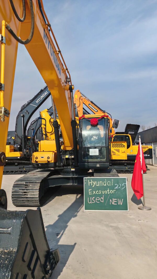 HYUNDAI 225LVS
